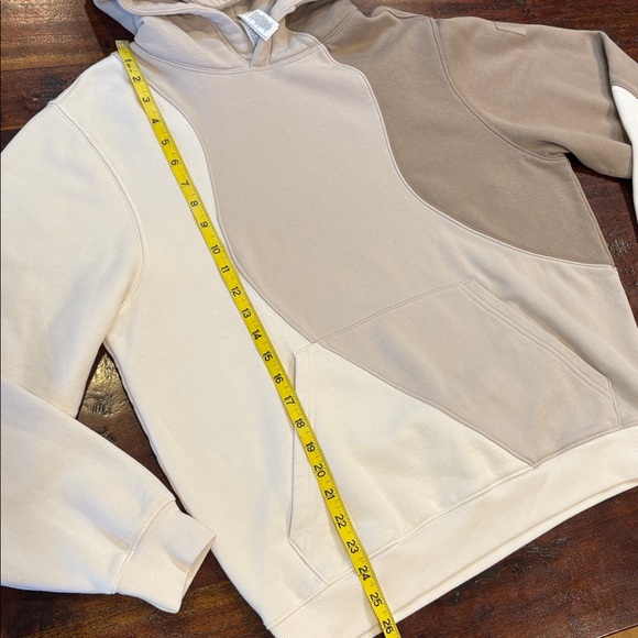 ALO Yoga Make Waves Hoodie in Ivory/Bone/Gravel size XXS EUC - Picture 12 of 12